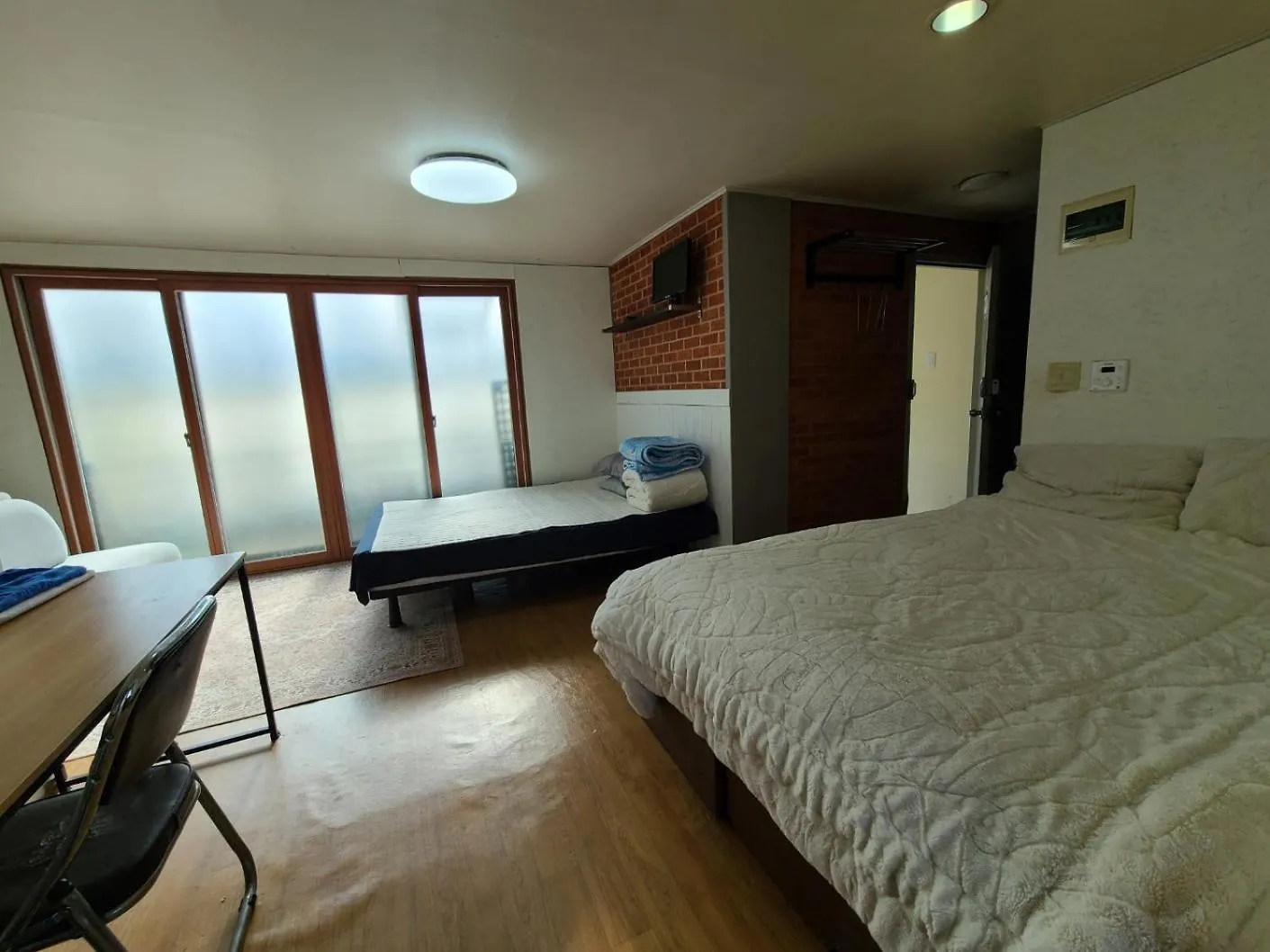 Guest house White House Seoul Hotel